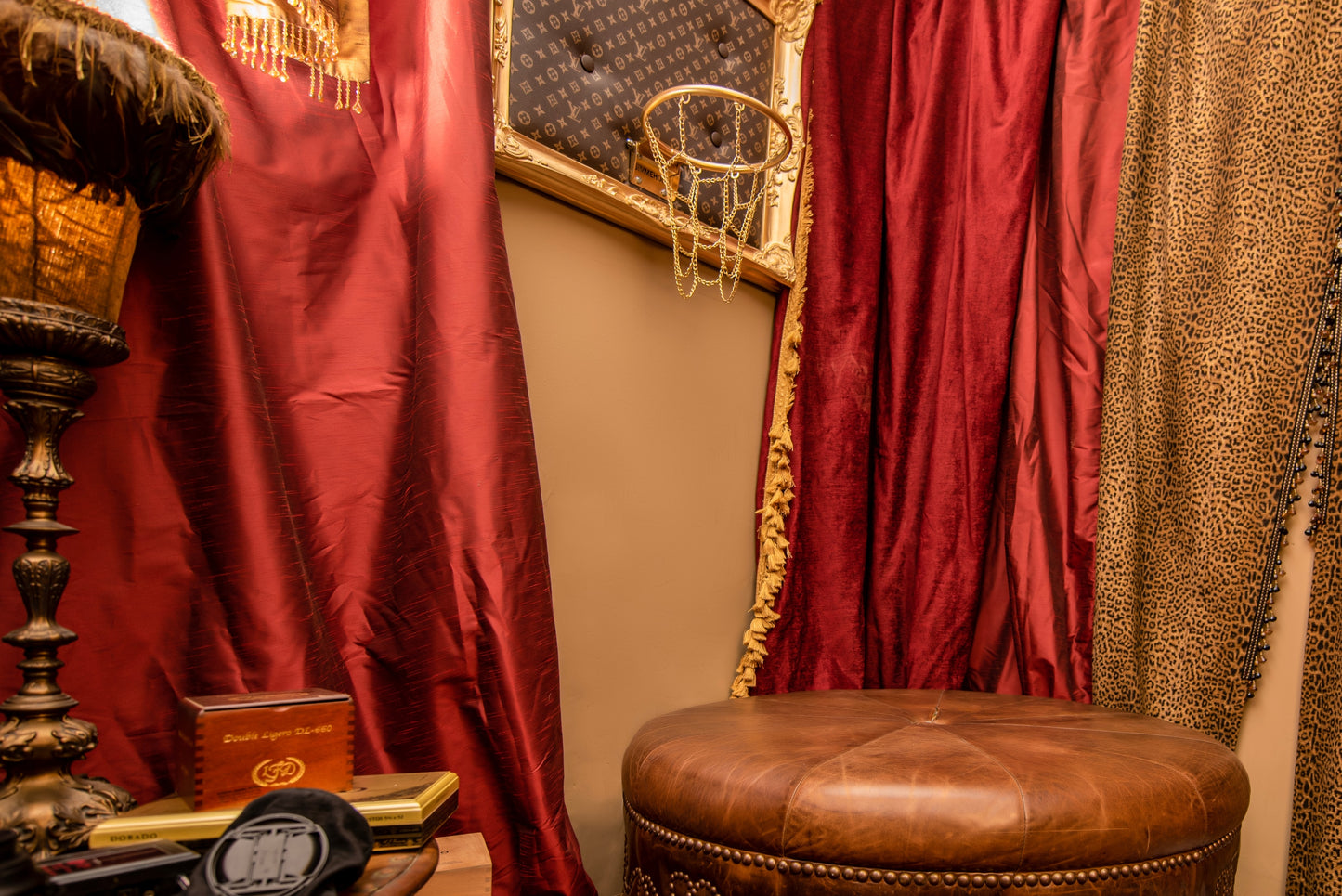THE STUDIO - Rent THE SUITE HTX